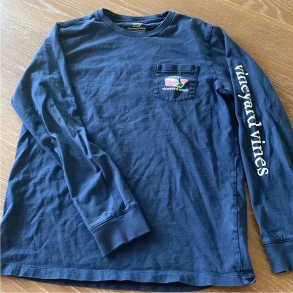 Bundle of 4 vineyard vines long sleeved shirts boys medium - Picture 3 of 7